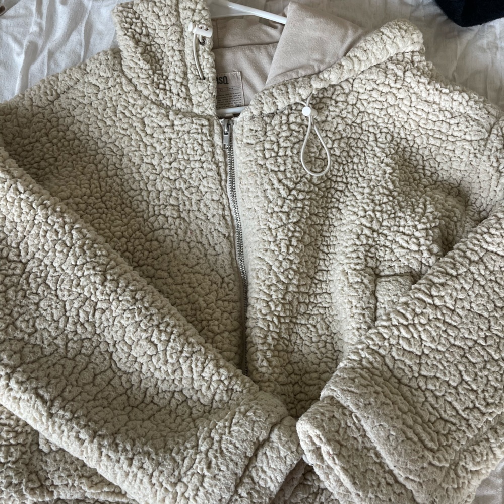 Cream colored jacket/cardigan